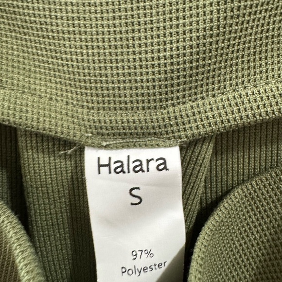 Green waffle wide leg jumpsuit with White Buttons - Picture 3 of 5